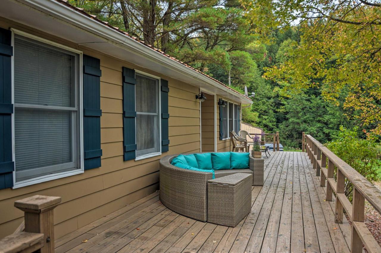 Great Valley Home With On-Site Pond, 7 Mi To Skiing! Bagian luar foto